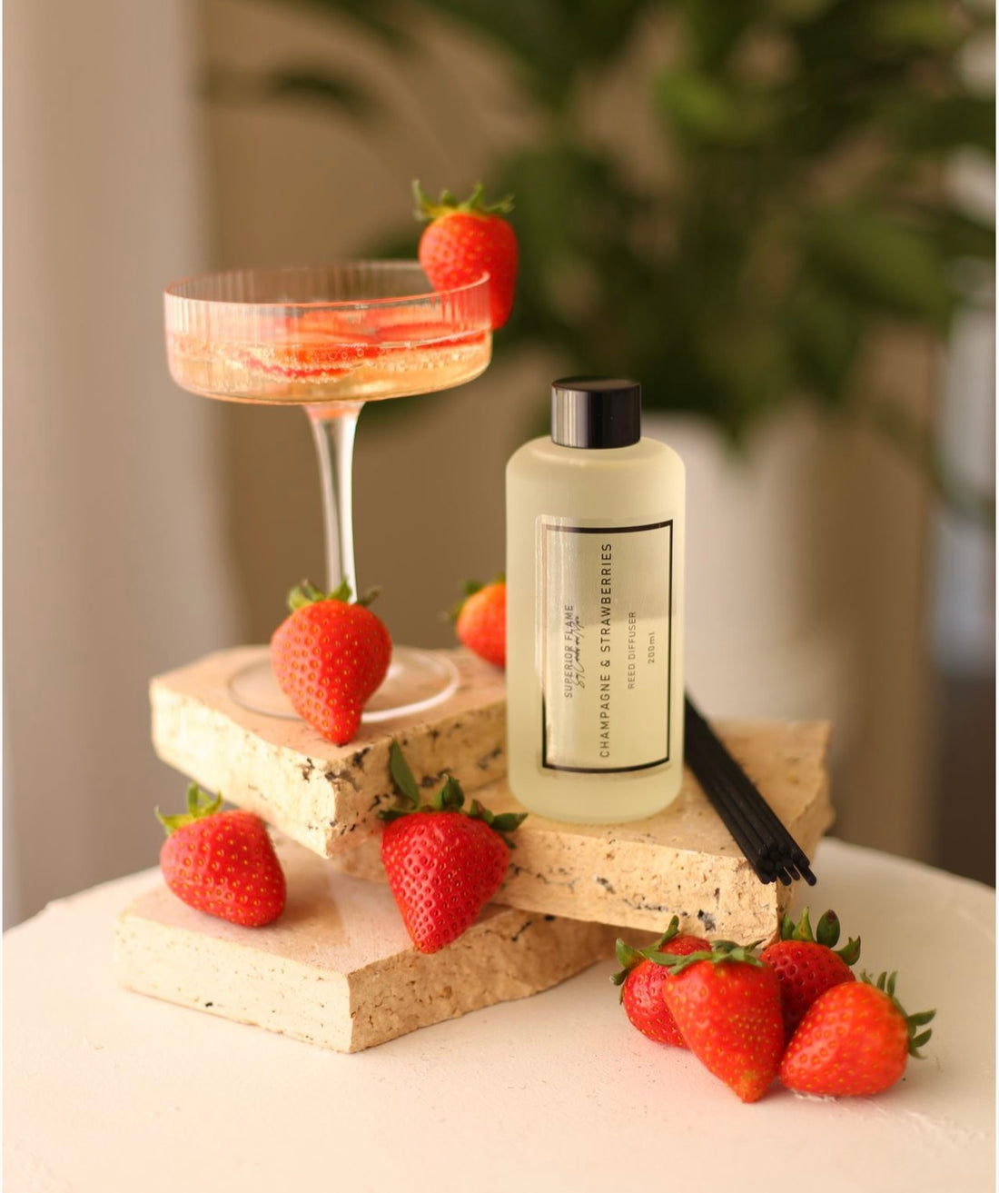 CHAMPAGNE &amp; STRAWBERRIES DIFFUSER REFILL